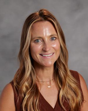 Image of Nicole Gustaveson