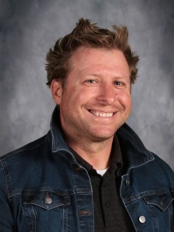 Image of Justin Weinhold